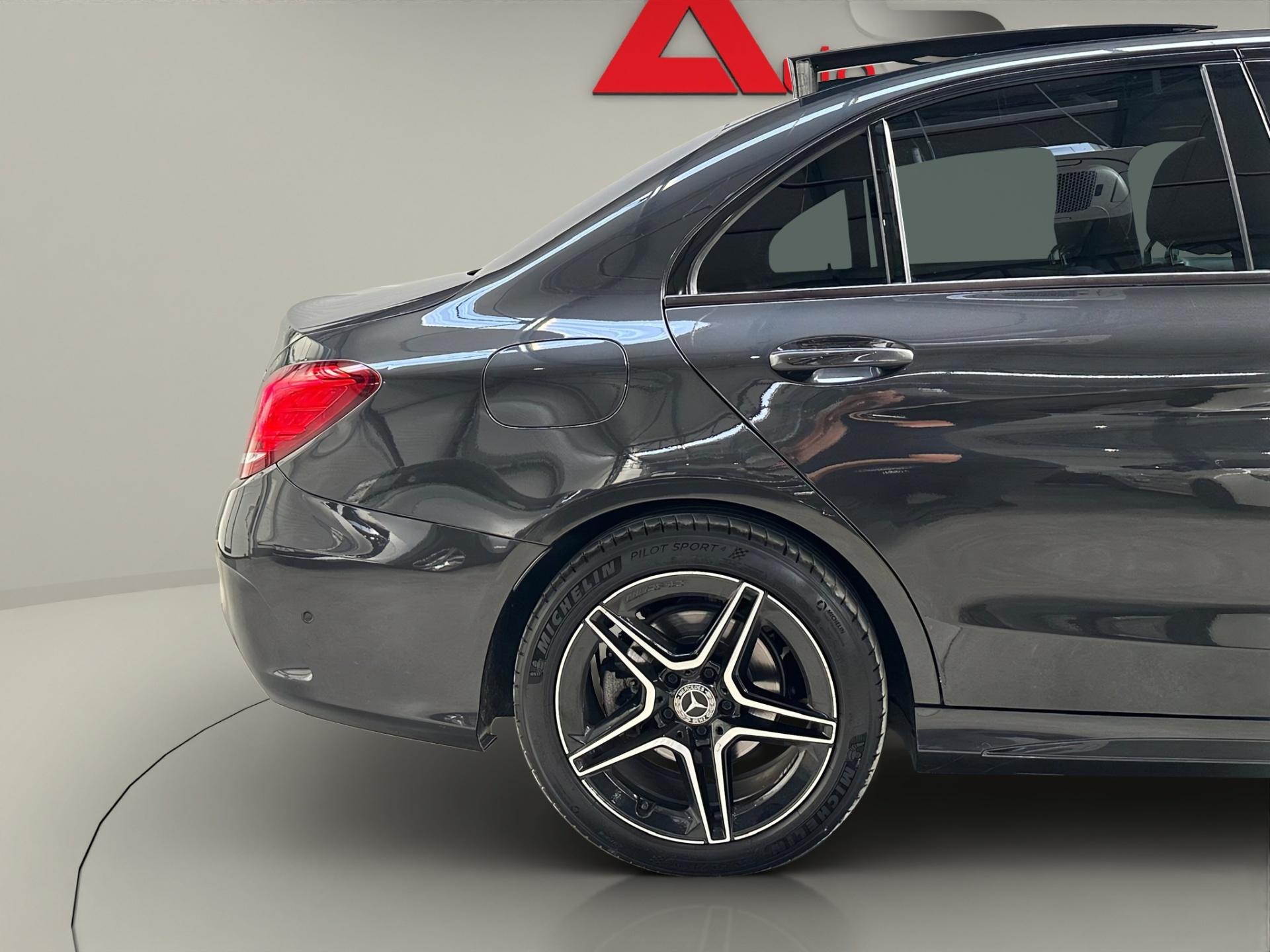 Mercedes-Benz C 2020 - imagine 32