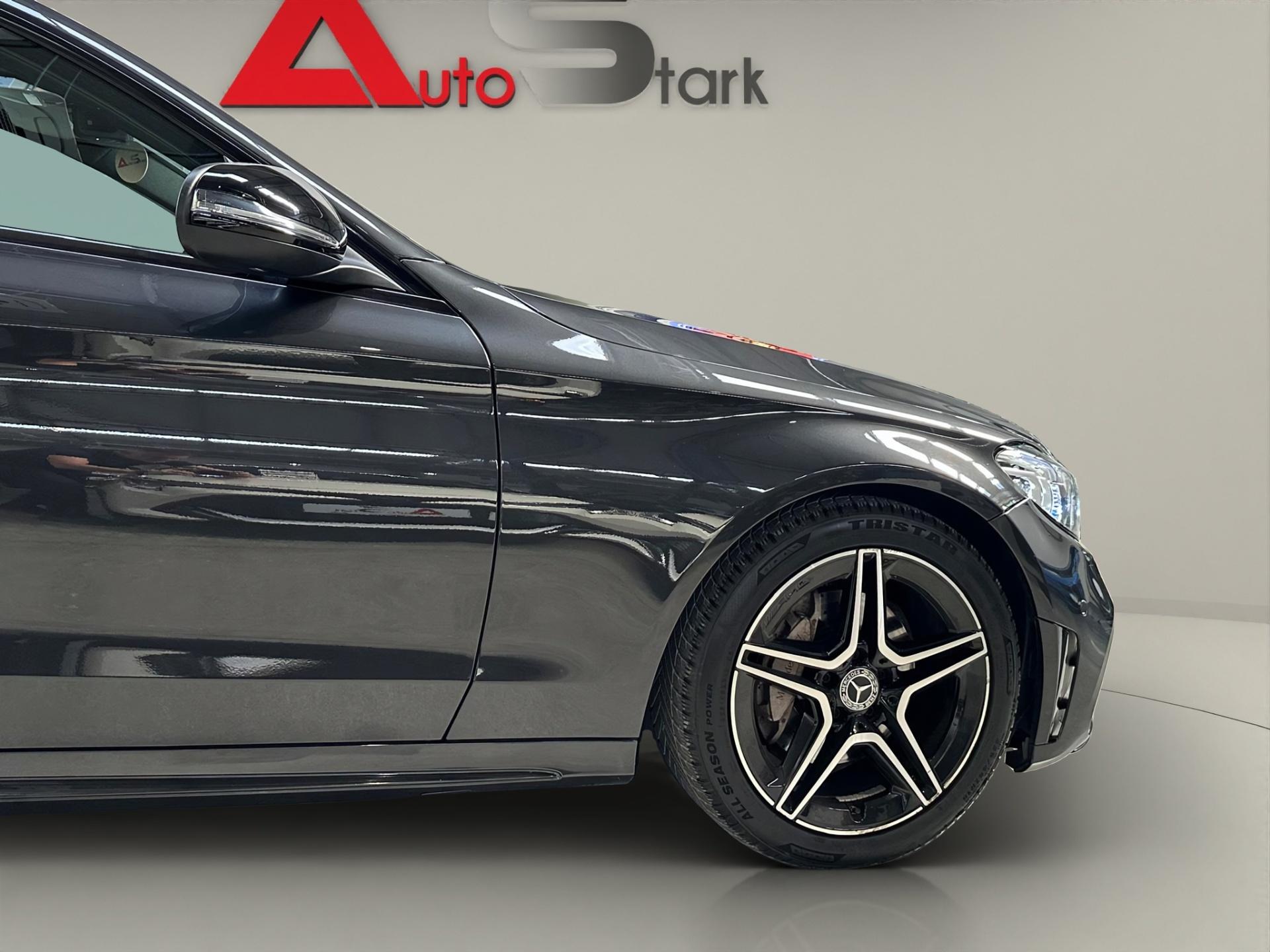Mercedes-Benz C 2020 - imagine 33