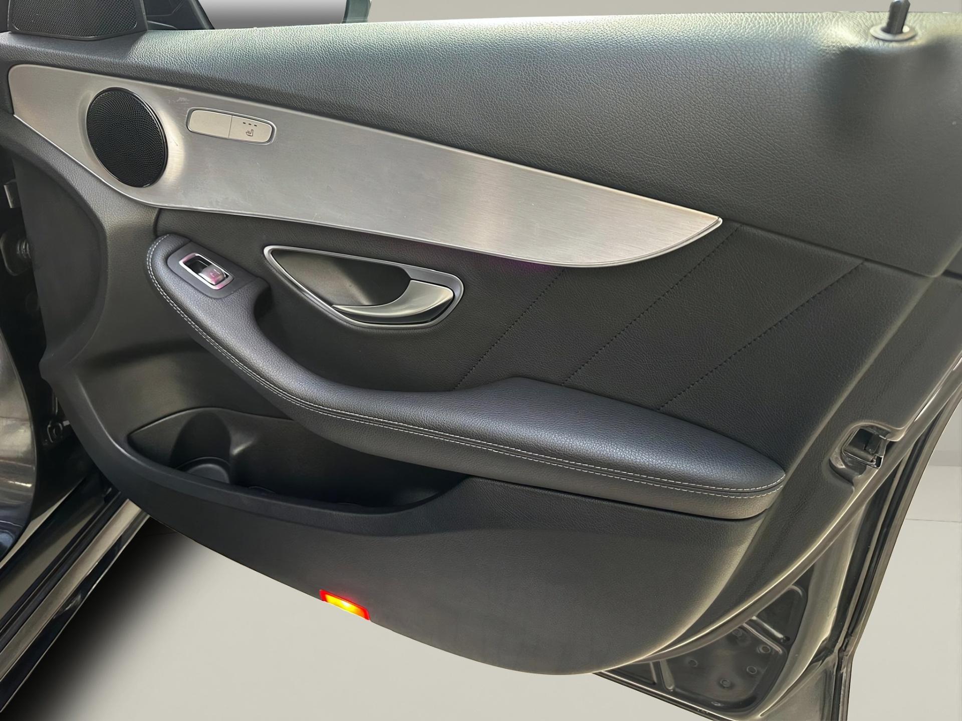 Mercedes-Benz C 2020 - imagine 19