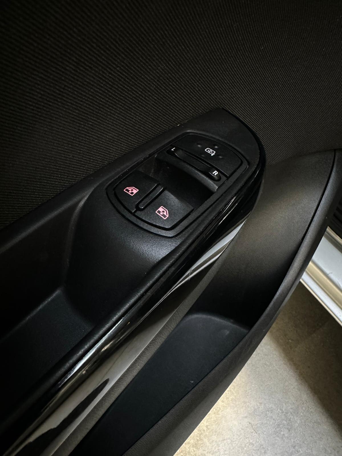 Opel Corsa 2018 - imagine 21