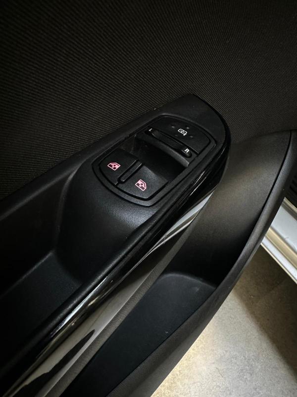 Opel Corsa 2018 - miniatură 21