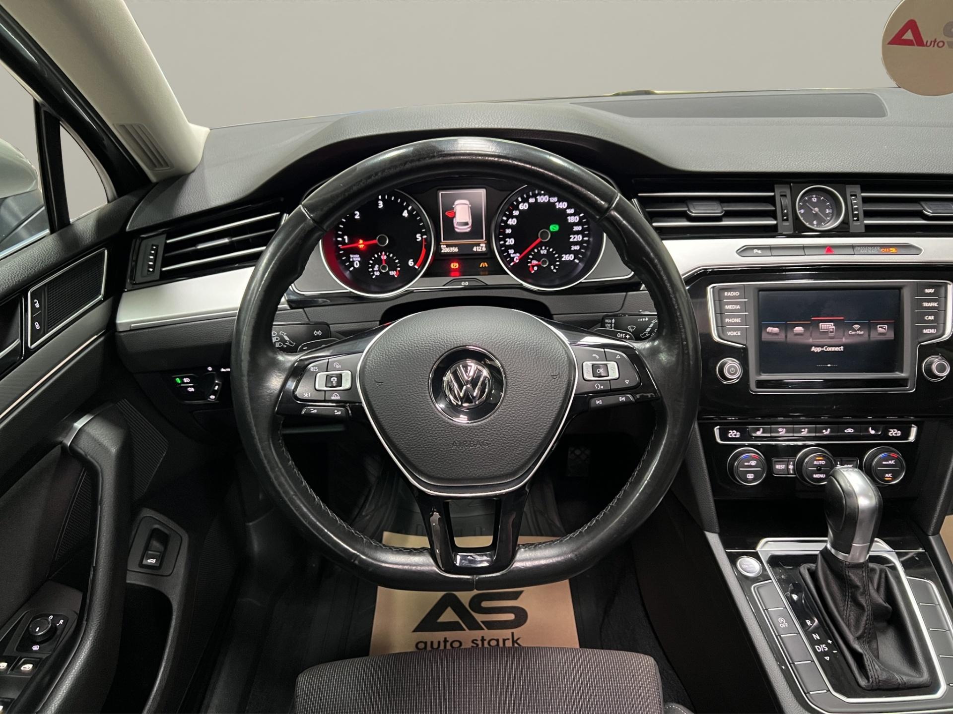 Volkswagen Passat 2016 - imagine 24