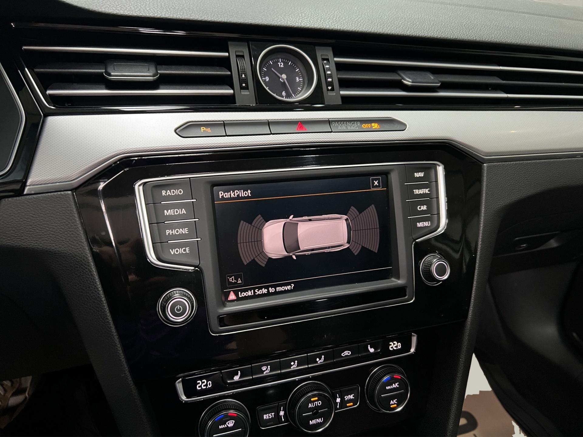 Volkswagen Passat 2016 - imagine 29