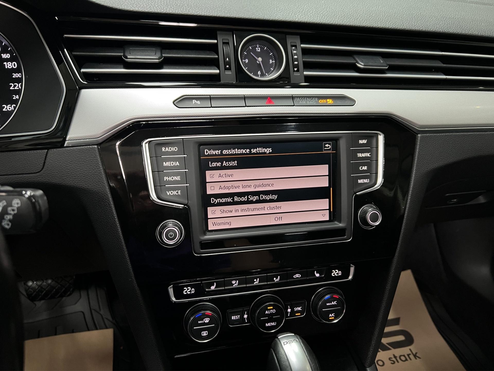 Volkswagen Passat 2016 - imagine 32