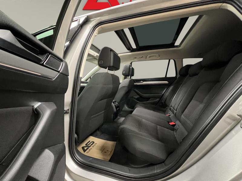 Volkswagen Passat 2016 - miniatură 17