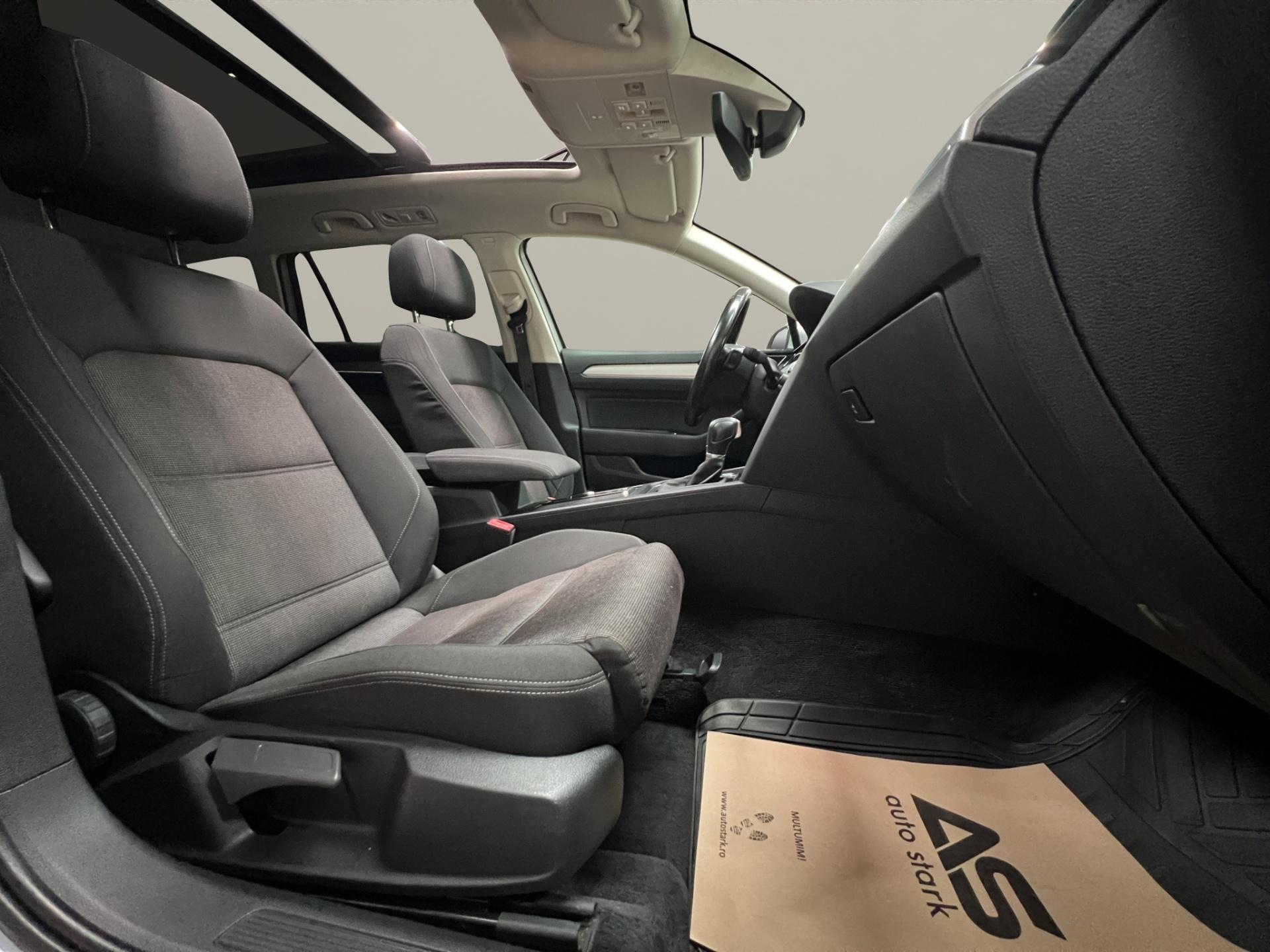 Volkswagen Passat 2016 - imagine 22