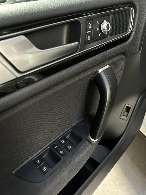 Volkswagen Touareg 2017 - miniatură 24
