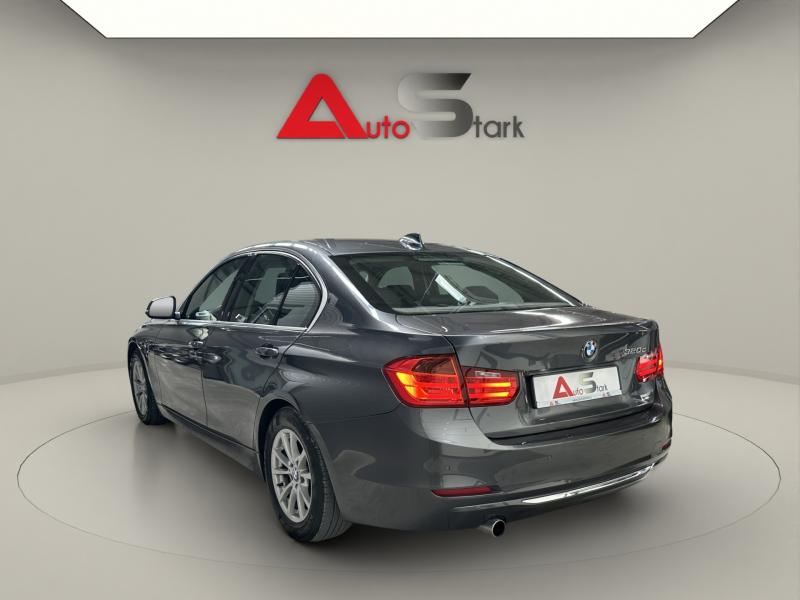 BMW Seria 3 2012 - miniatură 11