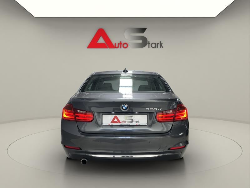 BMW Seria 3 2012 - miniatură 6