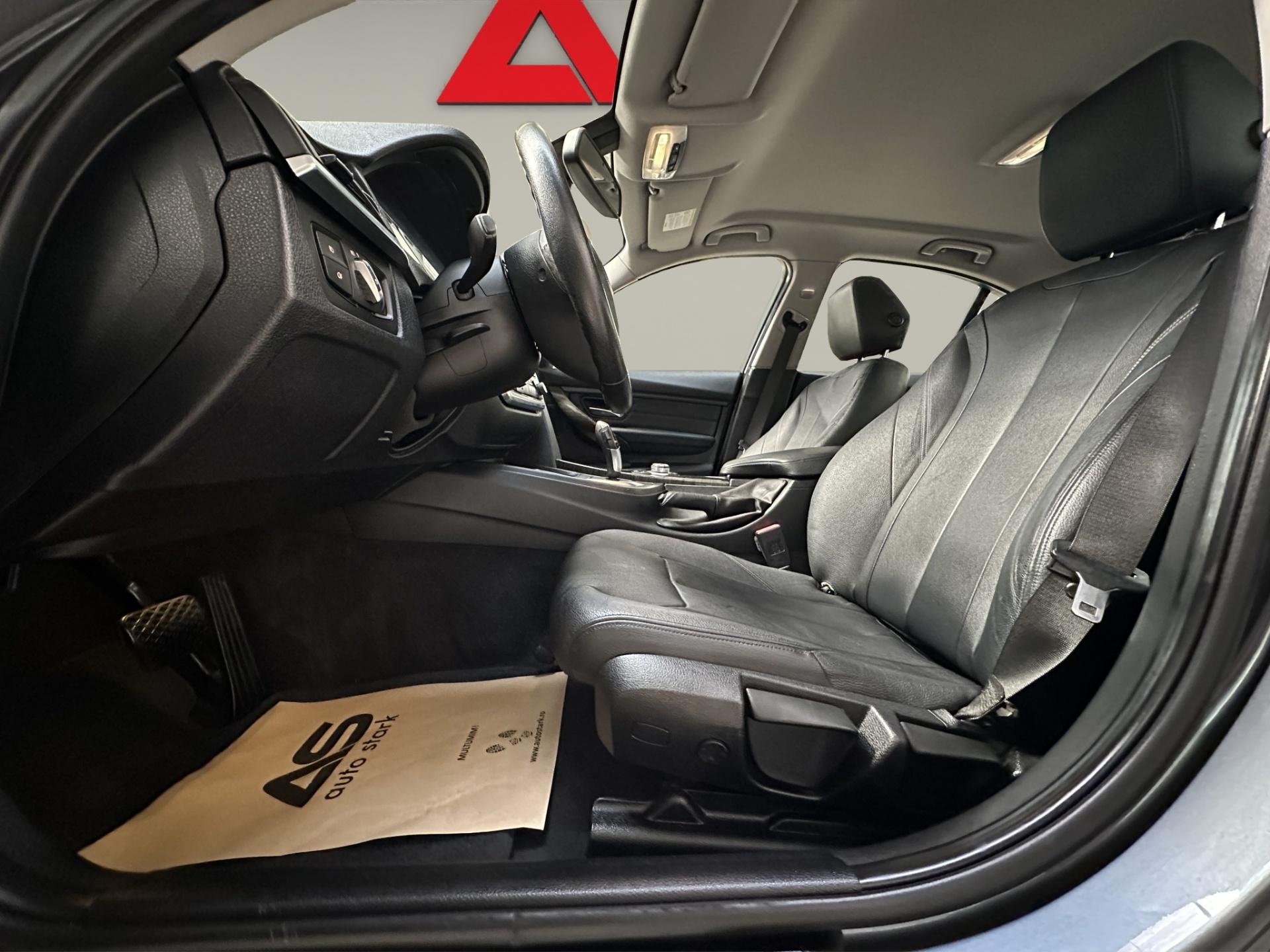 BMW Seria 3 2012 - imagine 16