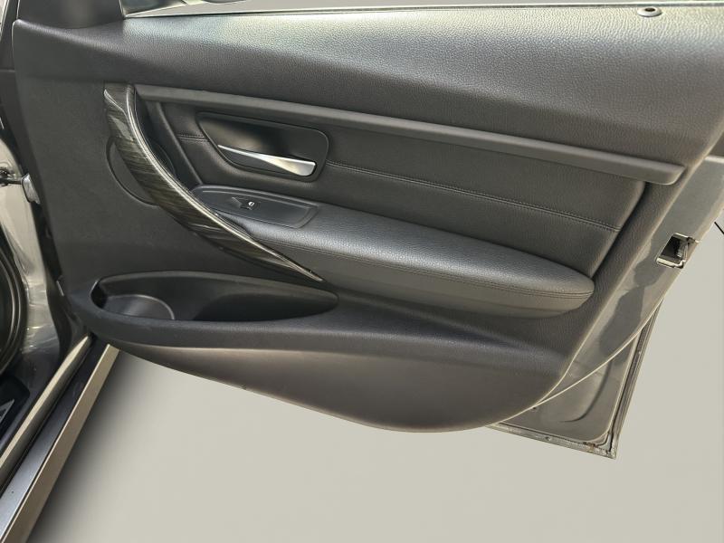 BMW Seria 3 2012 - miniatură 20