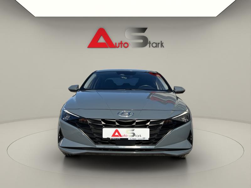 Hyundai Elantra 2022 - miniatură 5