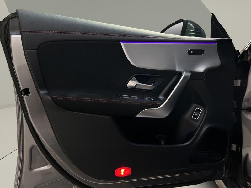 Mercedes-Benz CLA 250 2019 - miniatură 18