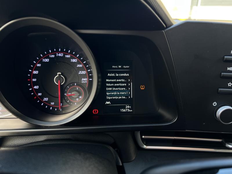 Hyundai Elantra 2022 - miniatură 28