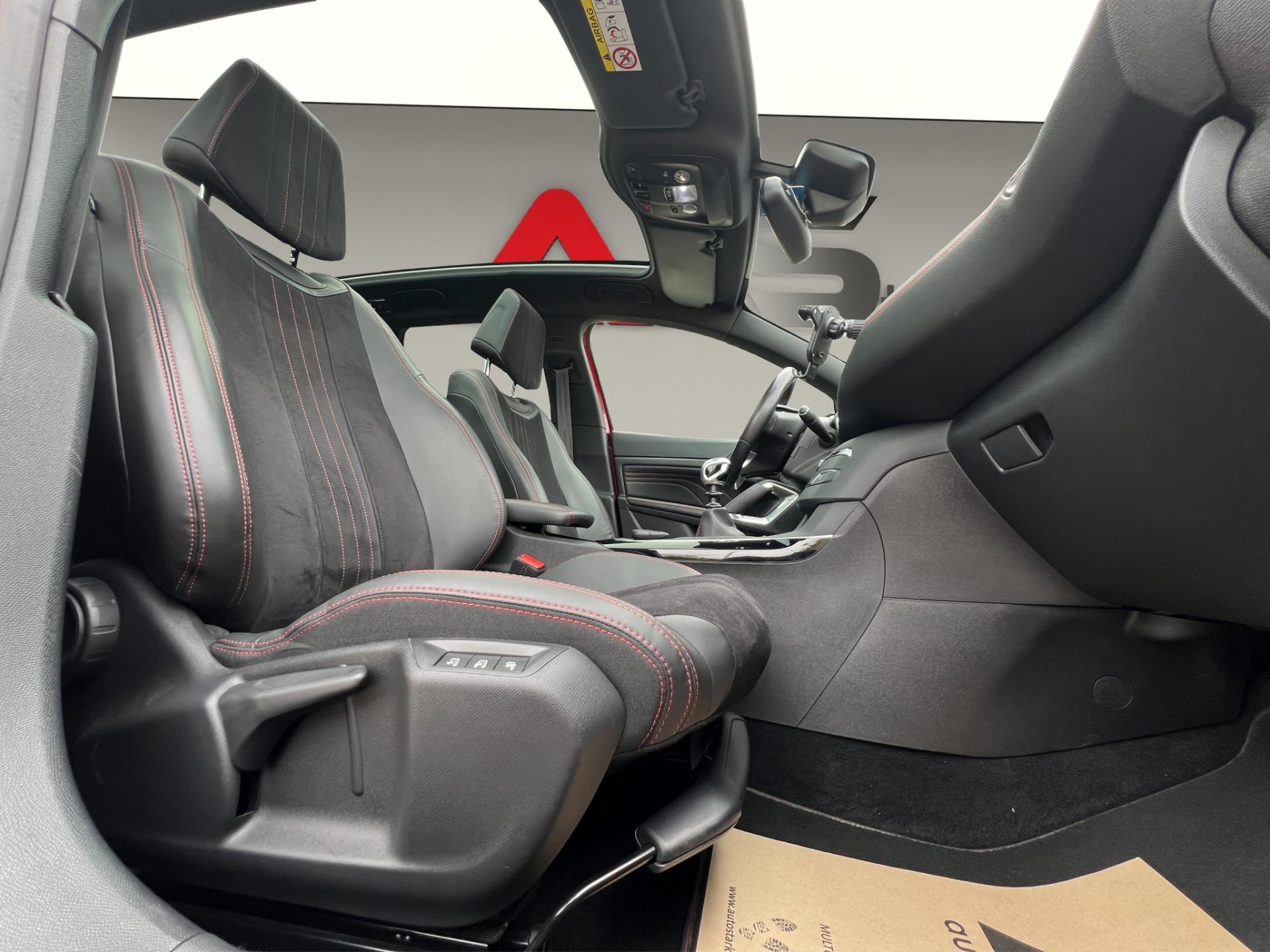 Peugeot 308 2017 - imagine 22