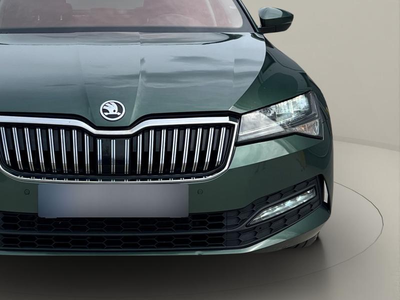 Skoda Superb 2020 - miniatură 9