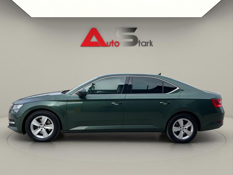 Skoda Superb 2020 - miniatură 12