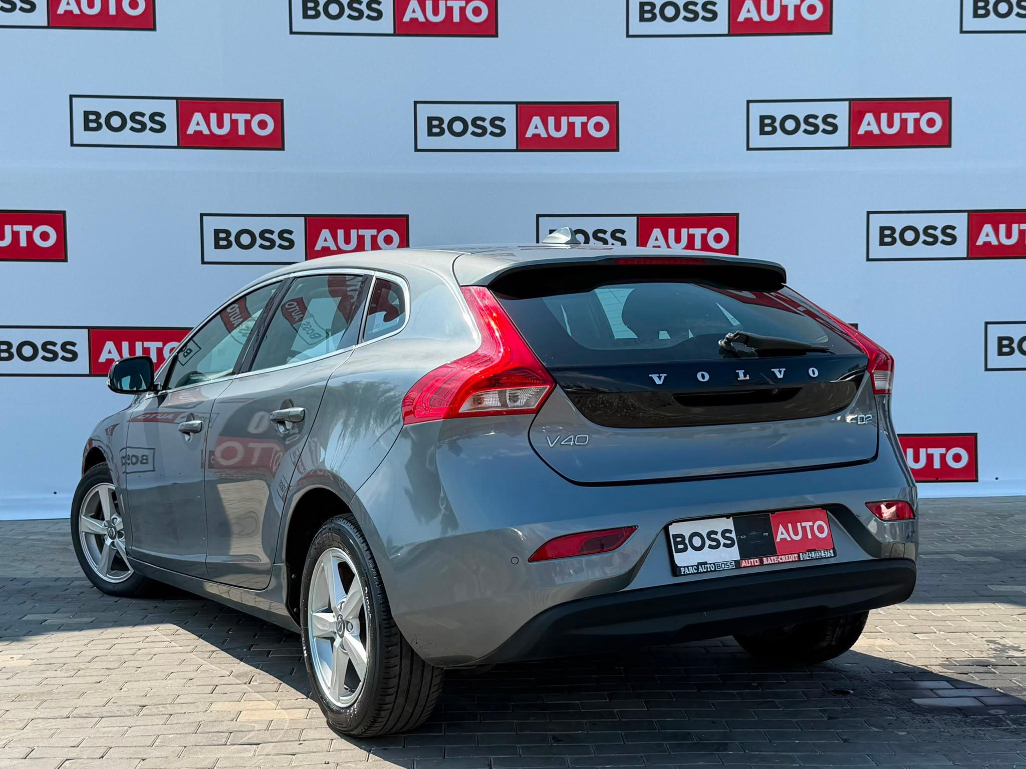 Volvo V40