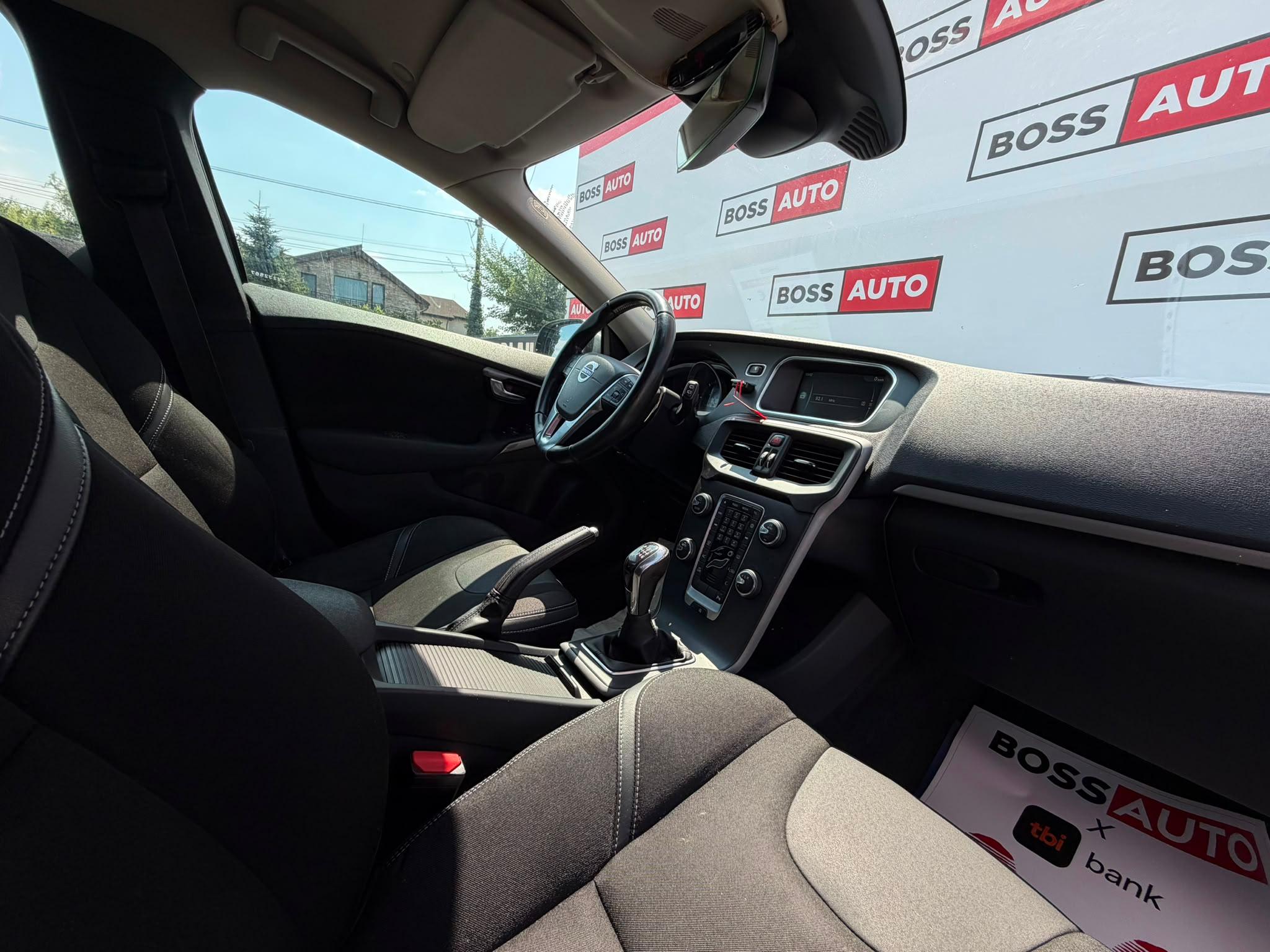 Volvo V40