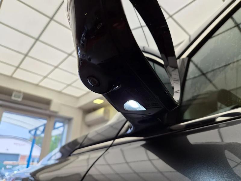 Car Thumb
