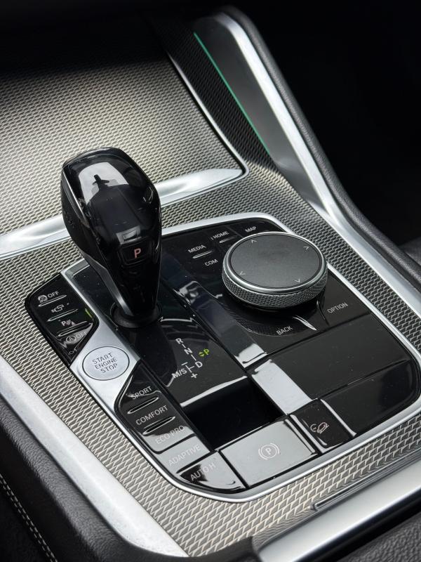 Car Thumb