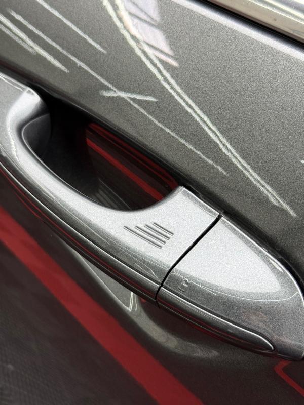 Car Thumb