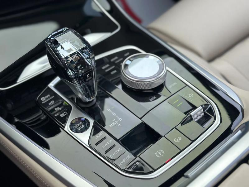 Car Thumb