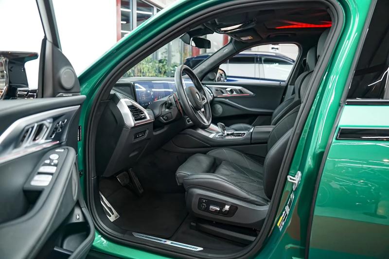 BMW XM