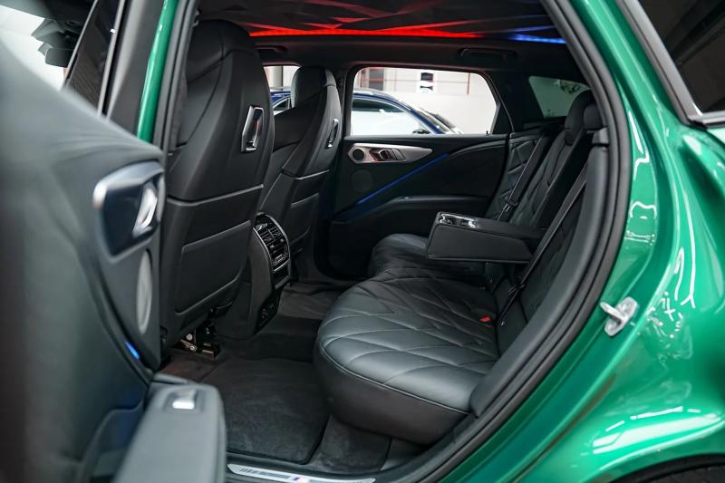 BMW XM