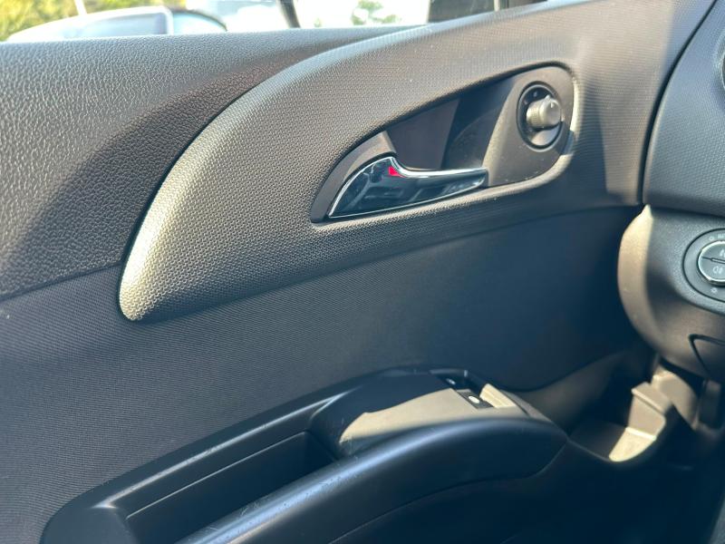 Car Thumb