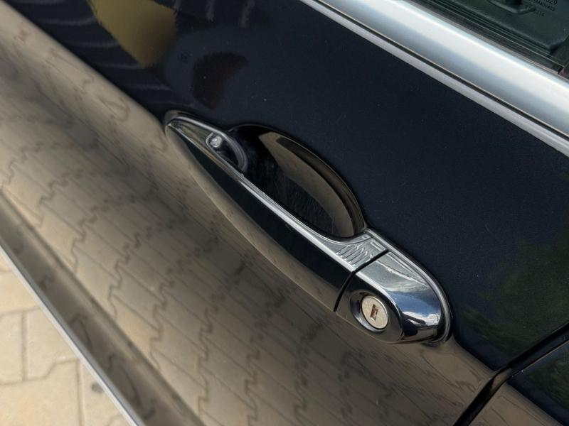 Car Thumb
