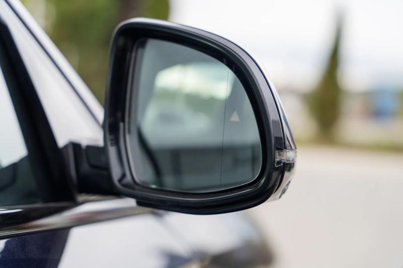 Car Thumb