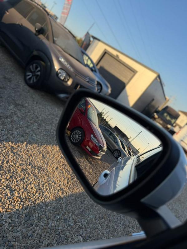 Car Thumb