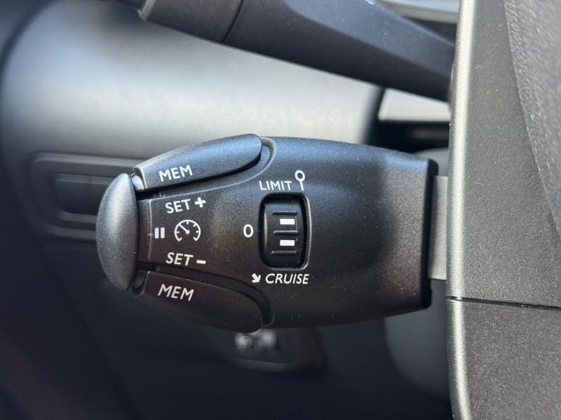 Car Thumb