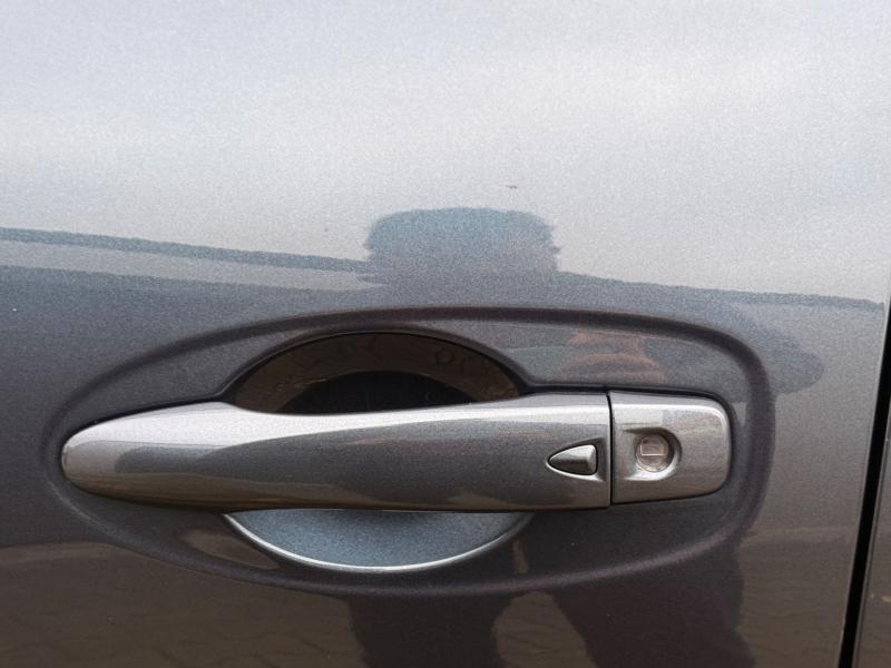 Car Thumb
