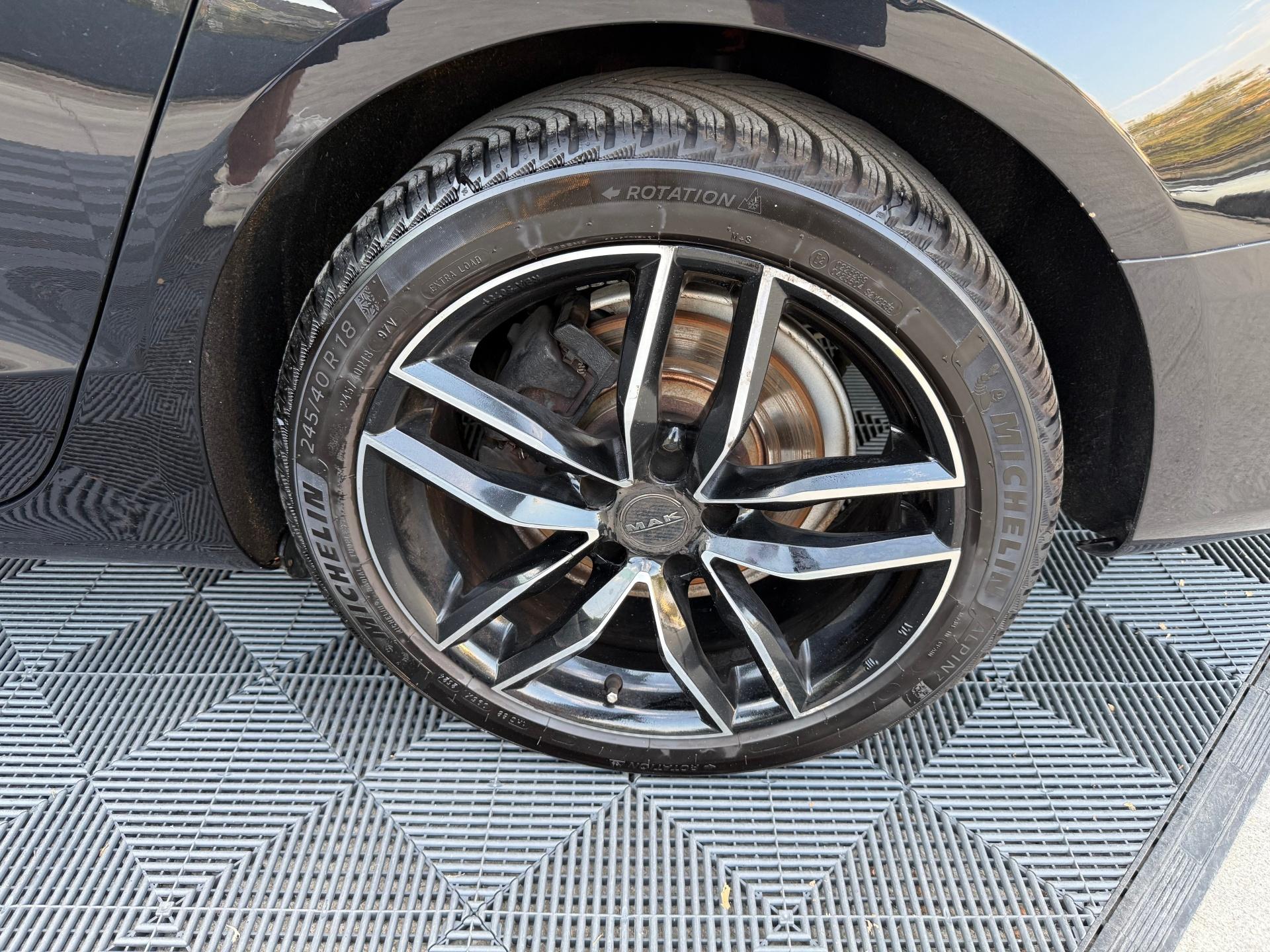 image of car