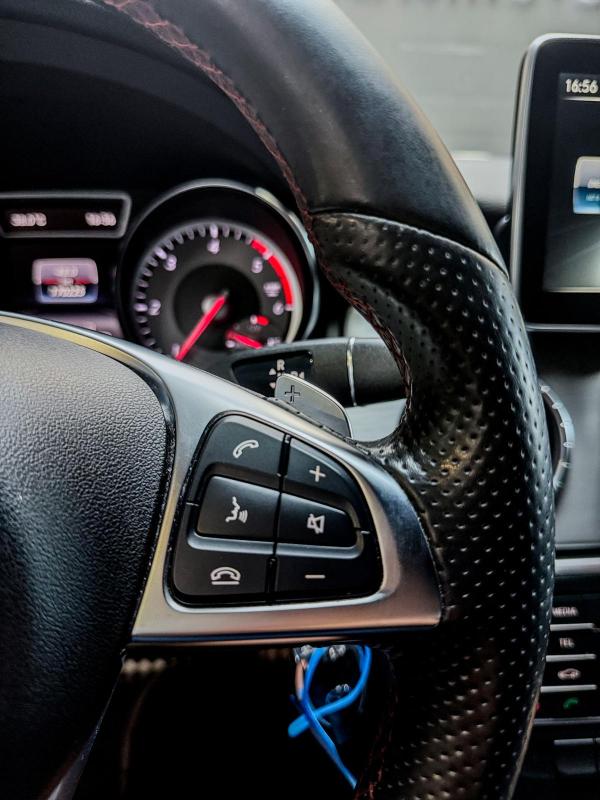 Car Thumb