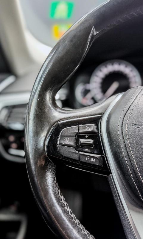 Car Thumb